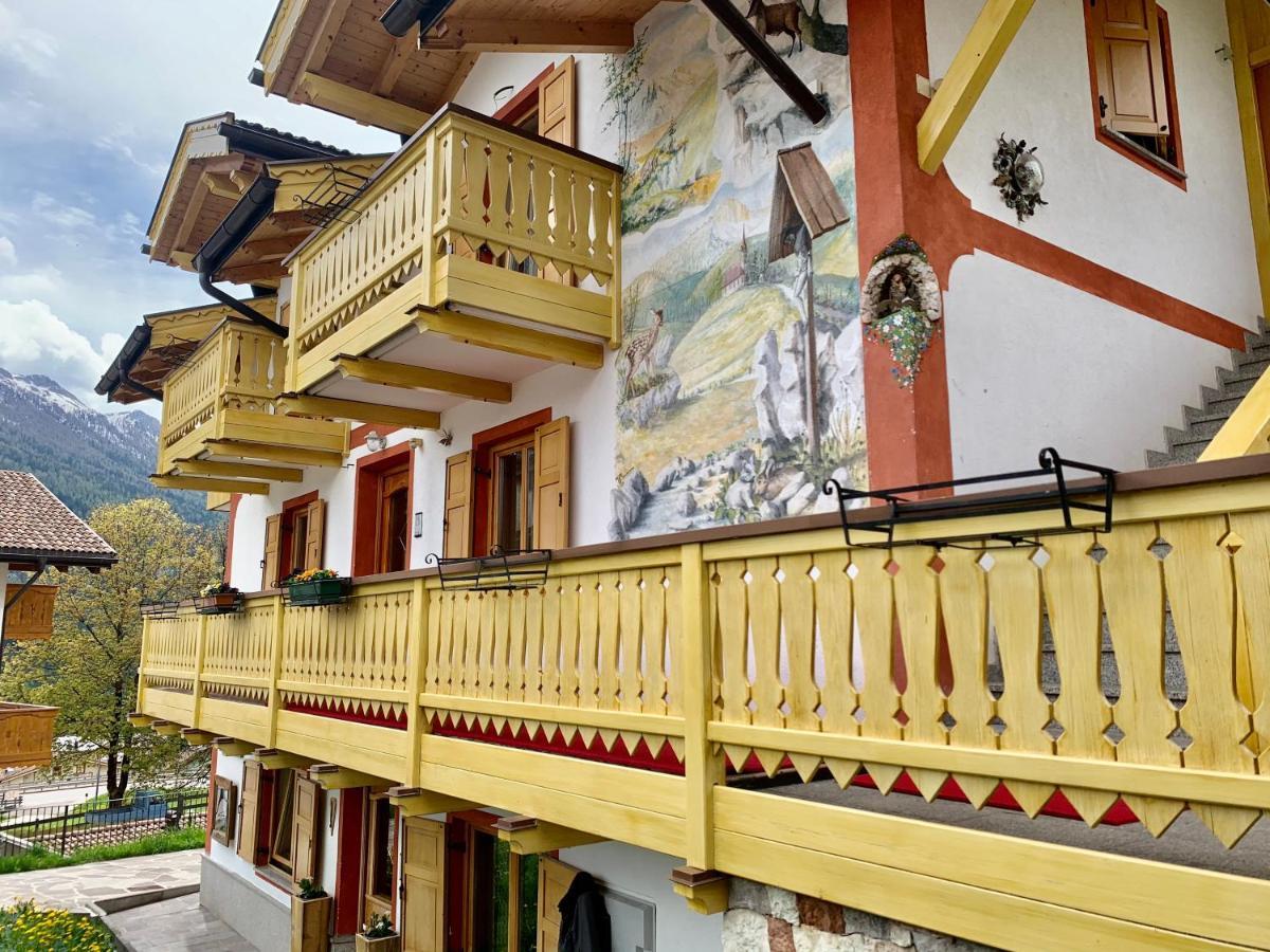 Casa Di Franz Hotell Vigo di Fassa Eksteriør bilde
